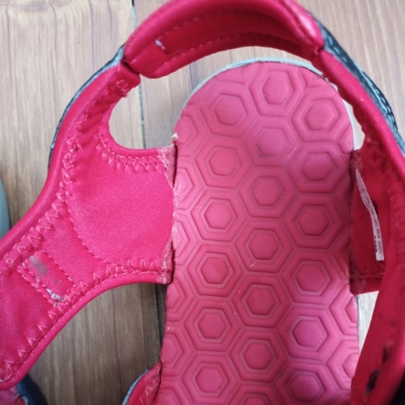 Timberland Sandal Size 4 Boys - Picture 5 of 8